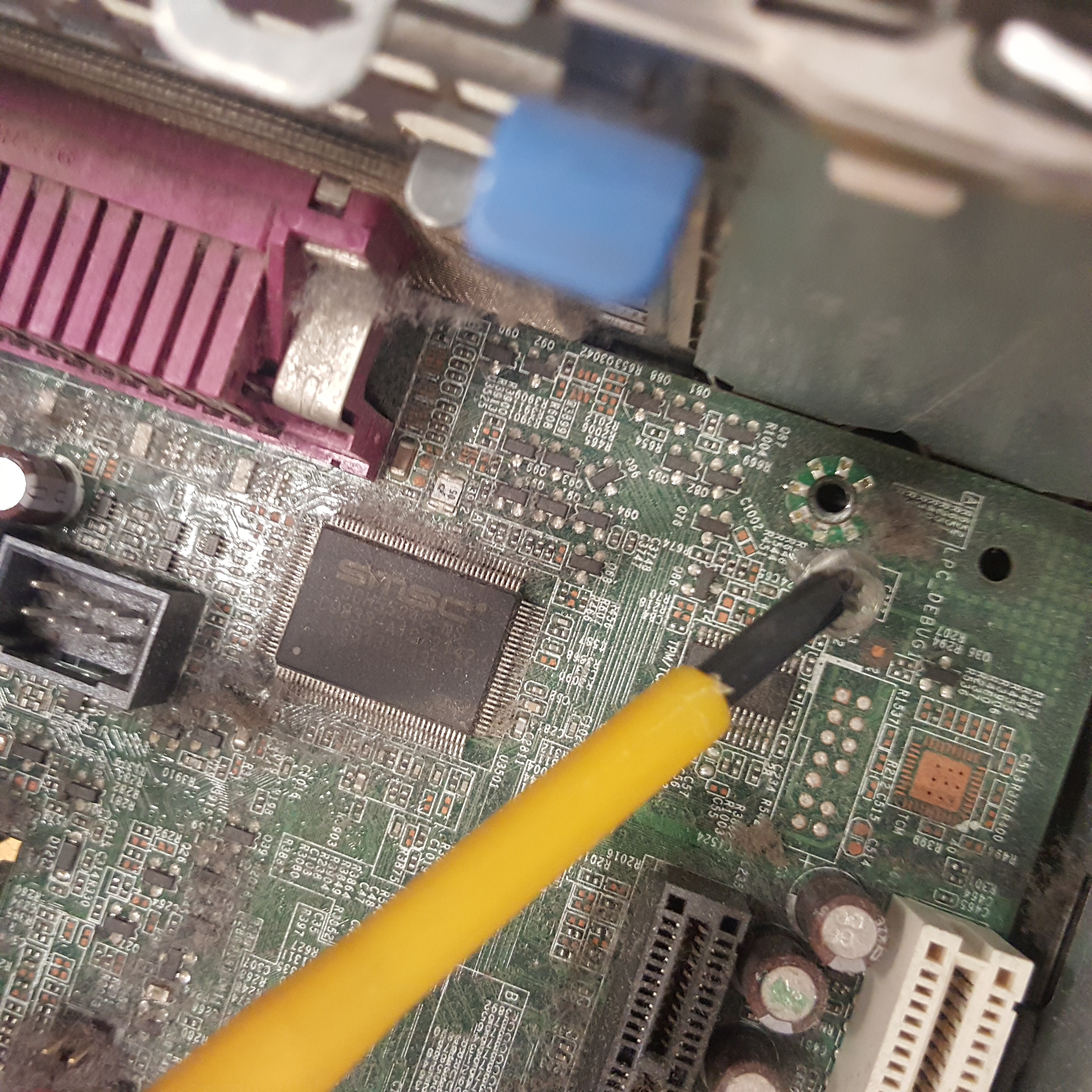 Image of the ROM from a Dell Optiplex 760 system unit.