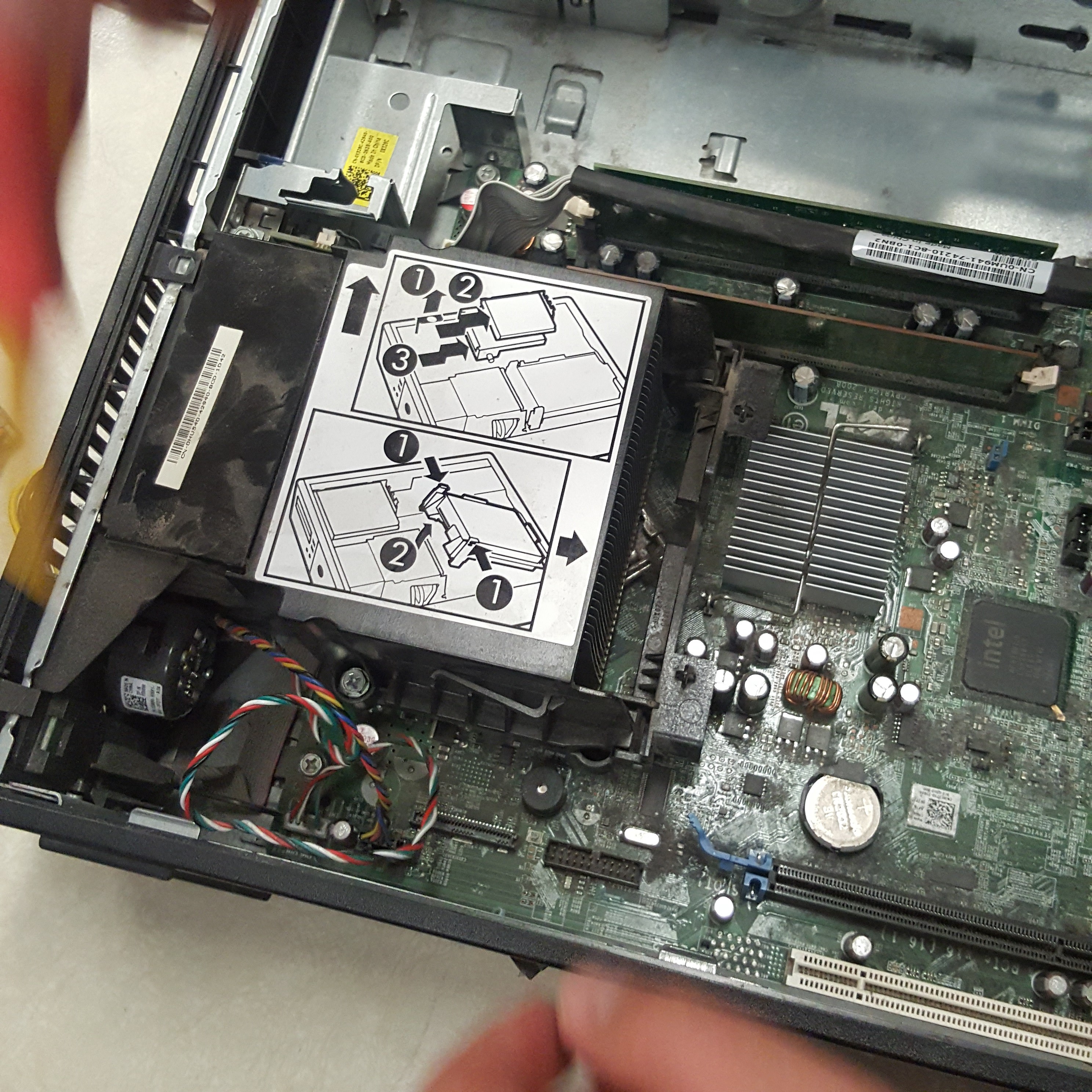 Image of the heat sink from a Dell Optiplex 760 system unit.